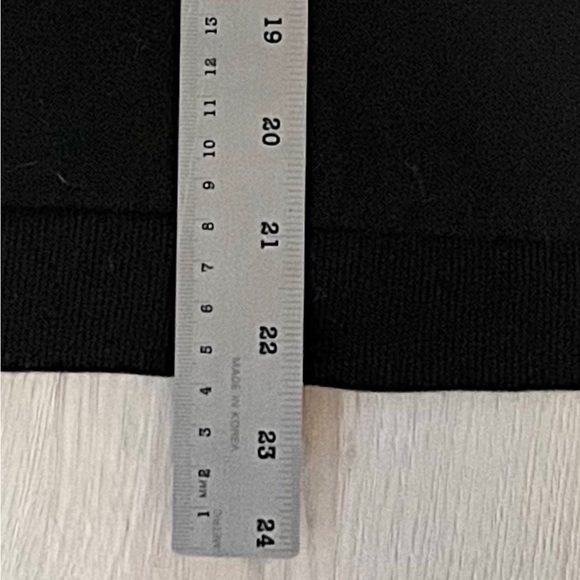 Disney Reversible Sweatshirt Nightmare Before Christmas - Picture 7 of 7